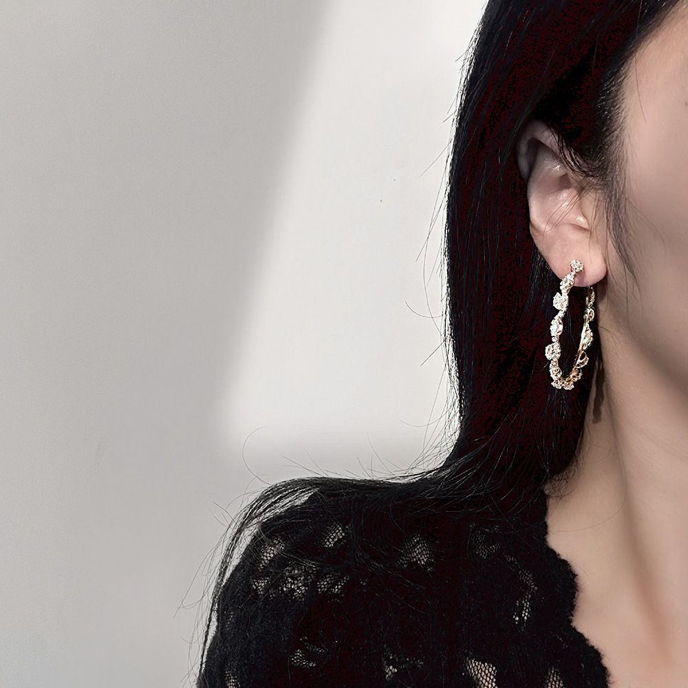 PEACH ACCESSORIES Elegant Hoops Crystal Earrings