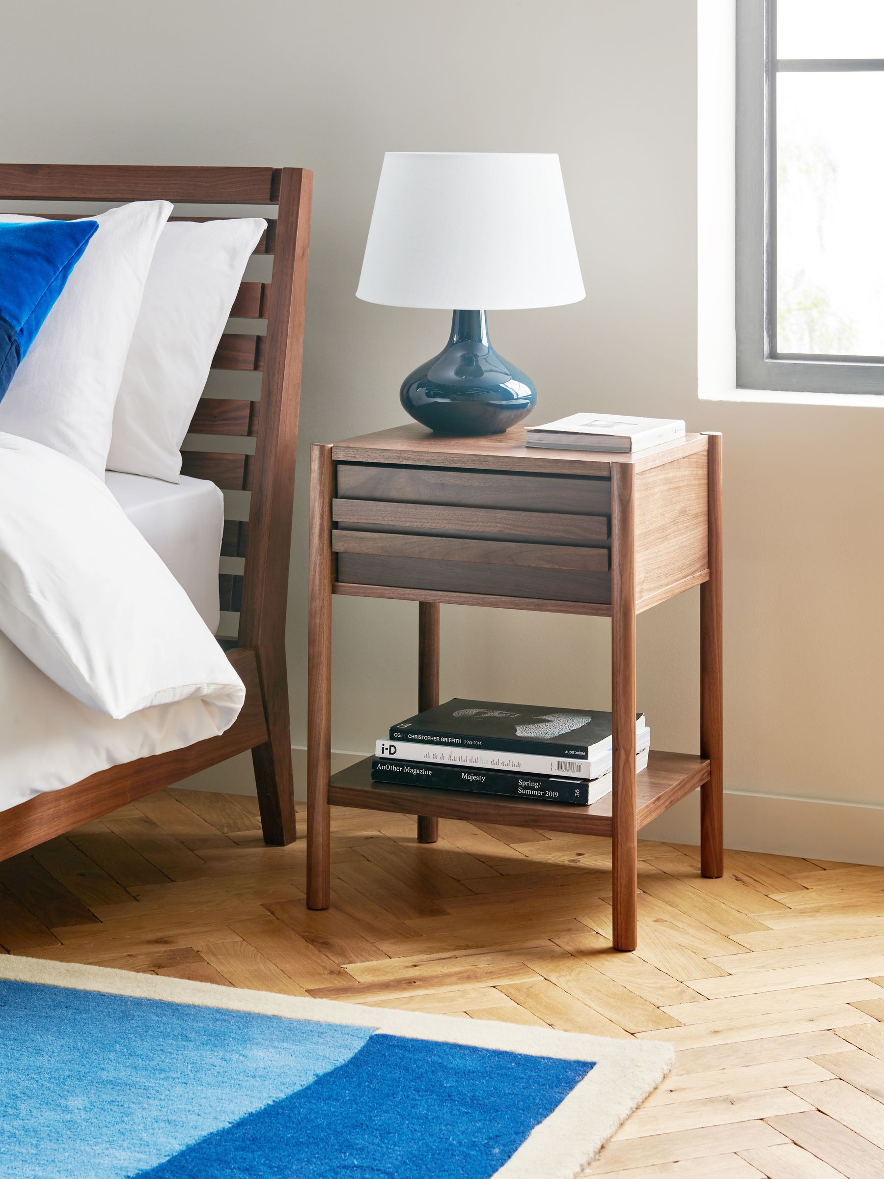 Jasper Conran London Walnut 1 Drawer Belgrave 1 Drawer Bedside Table