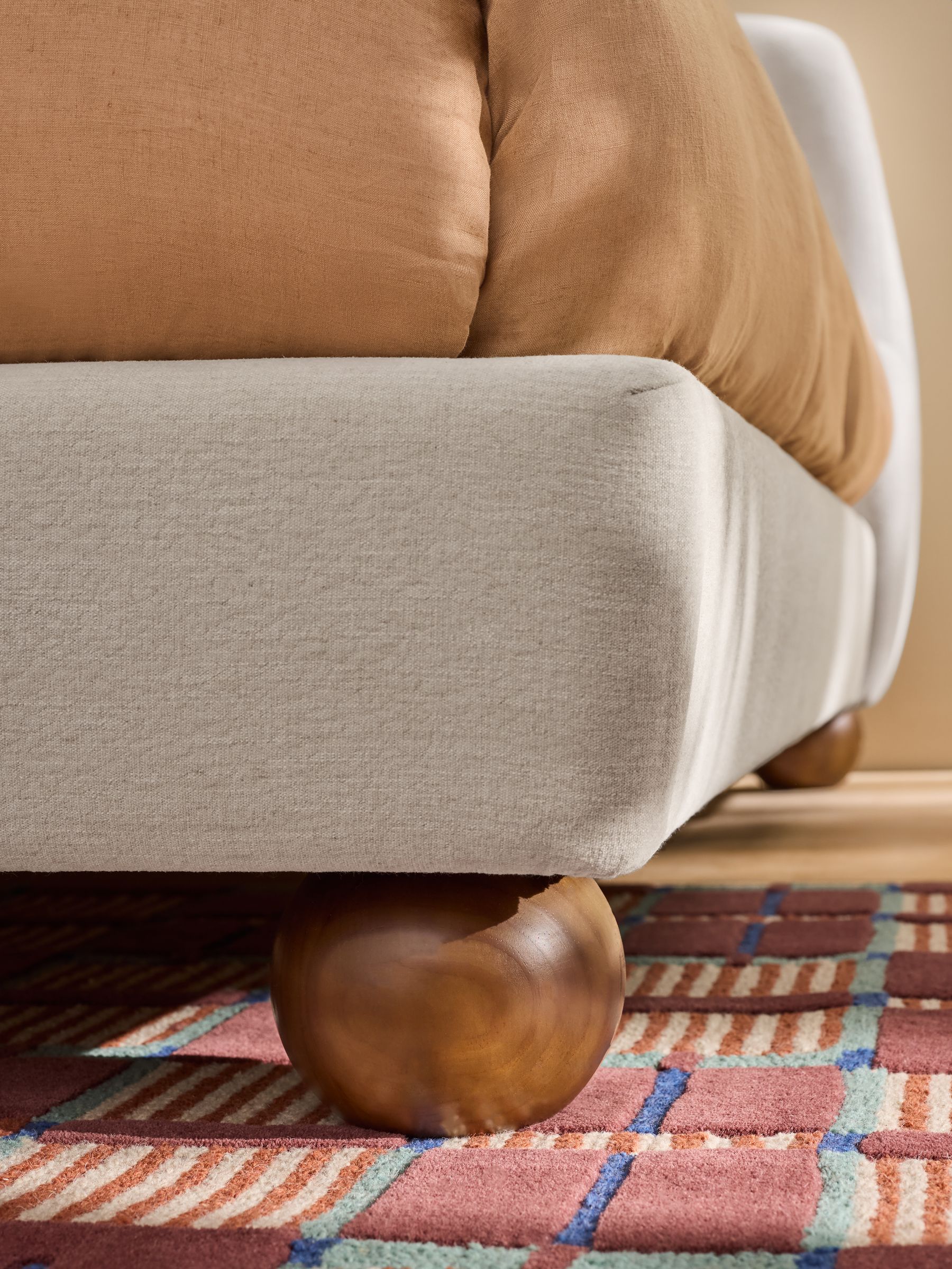 Ellio Bed in Soft Textured Weave Linen White