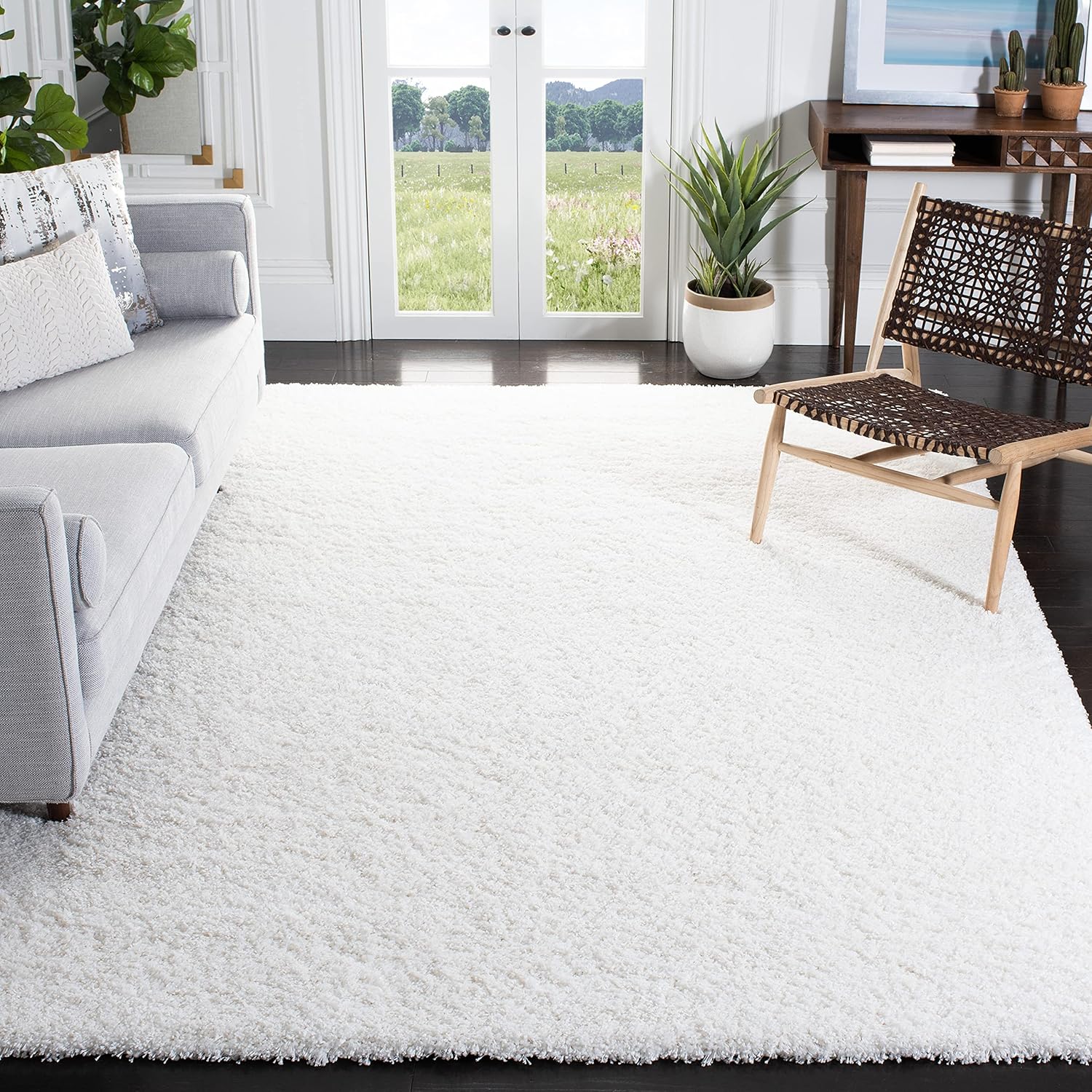 SAFAVIEH Area Rug 8x10 - California Shag Collection - Large - White, Non-Shedding & Easy to Clean, Ultra Plush Thick Pile, Ideal for Living Room, Bedroom, Dining Space (SG151-1010)
