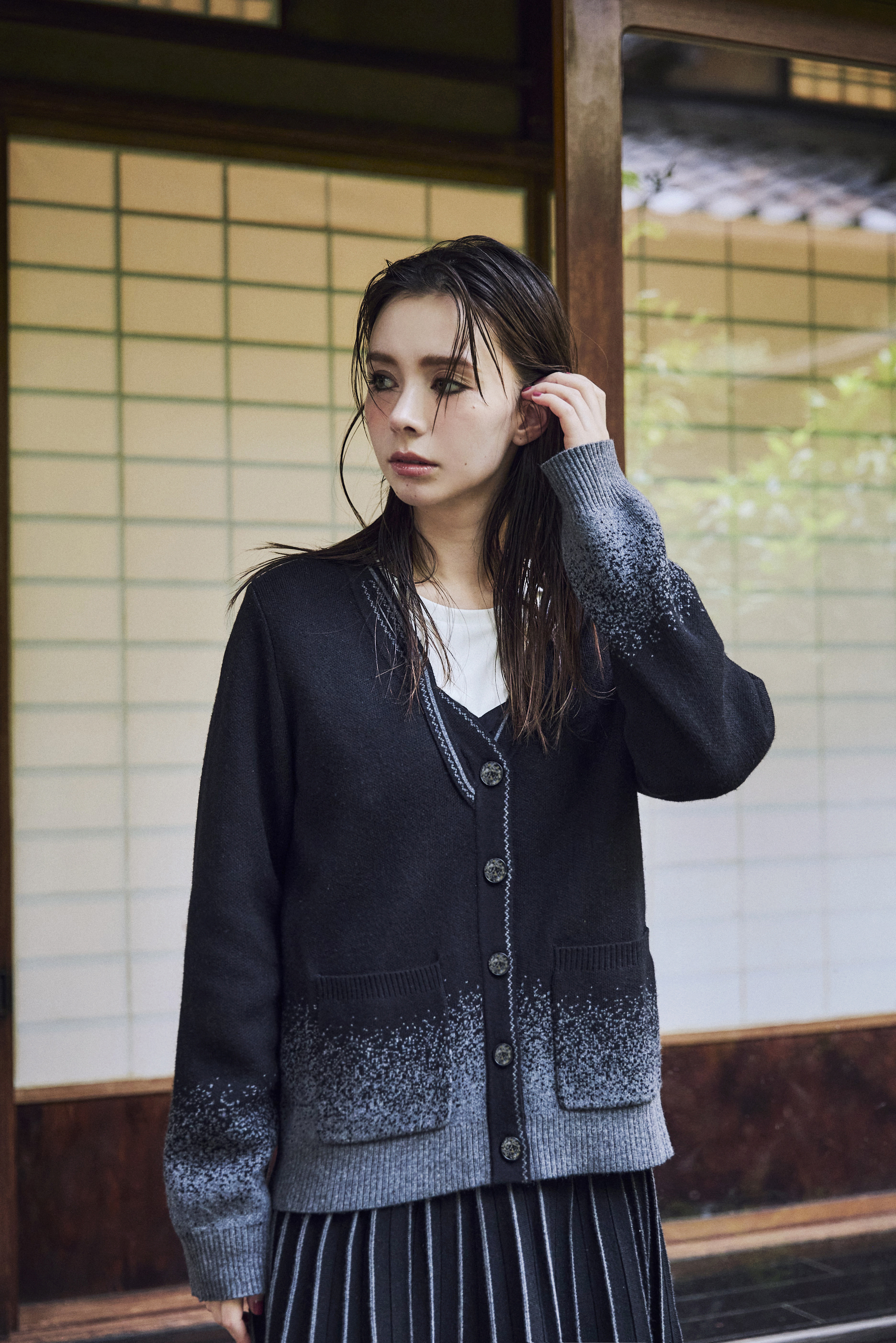 Contrast-stitch Cardigan - 25WDJ276U