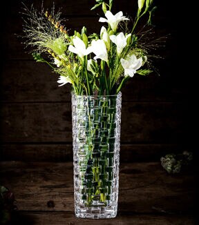 OASIS 11 Bossa Nova Basket Weave Crystal Vase
