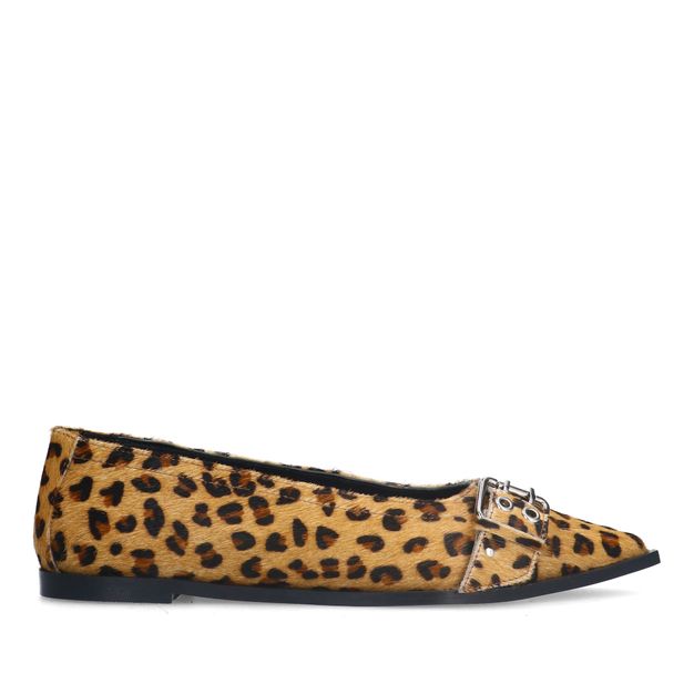 Leopard buckle ballerina's