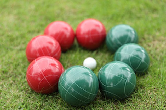 Deluxe 8 Resin Bowls Bocce Game Set Red & Green w/Rules