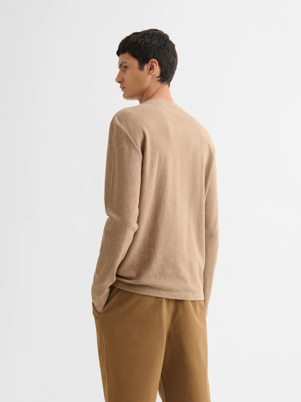 T-shirt manches longues col tunisien