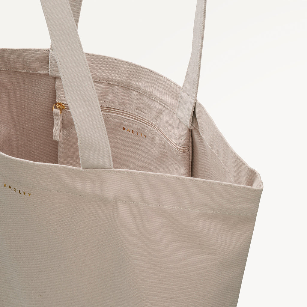 Luggage Lane - Large East West Open Top Tote