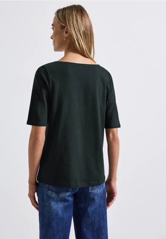 Shirt mit U-Boot-Ausschnitt