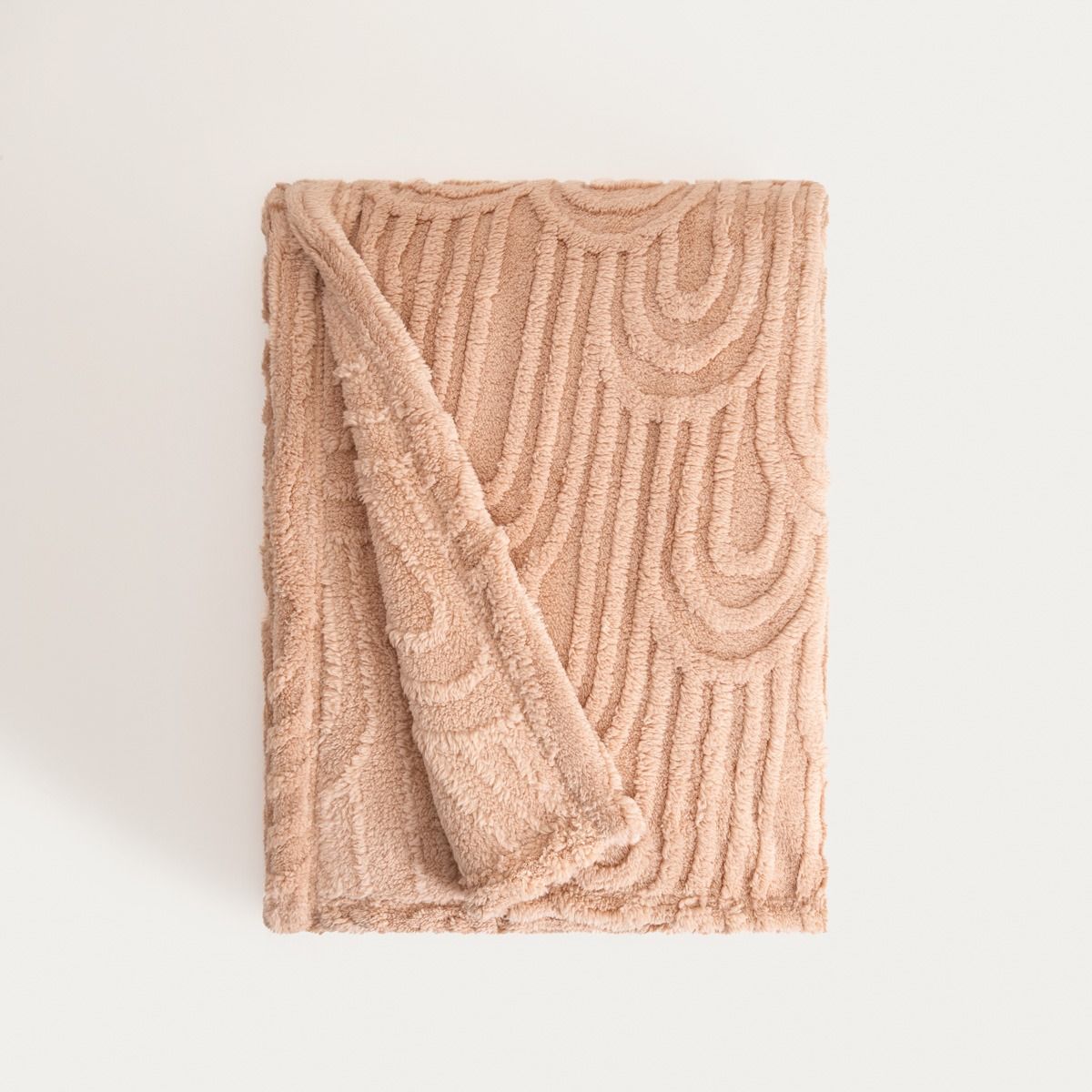 Koc DARIN miękki beżowy ze strukturalnym wzorem 150x200cm