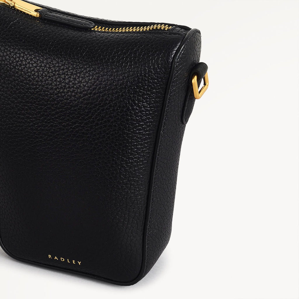 Oak Street - Medium Phone Cross Body