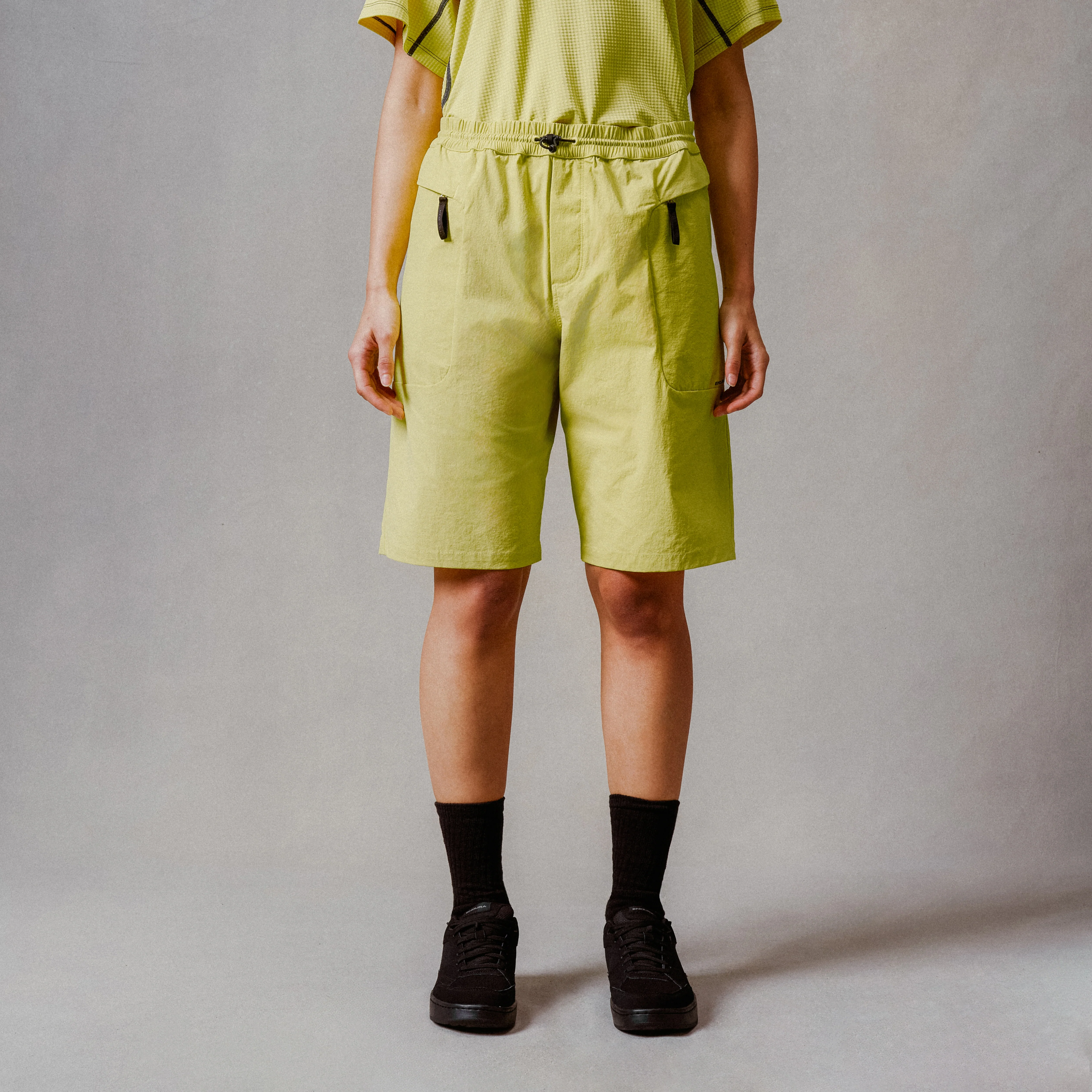 Unisex Corner Shorts With Liner - Celery