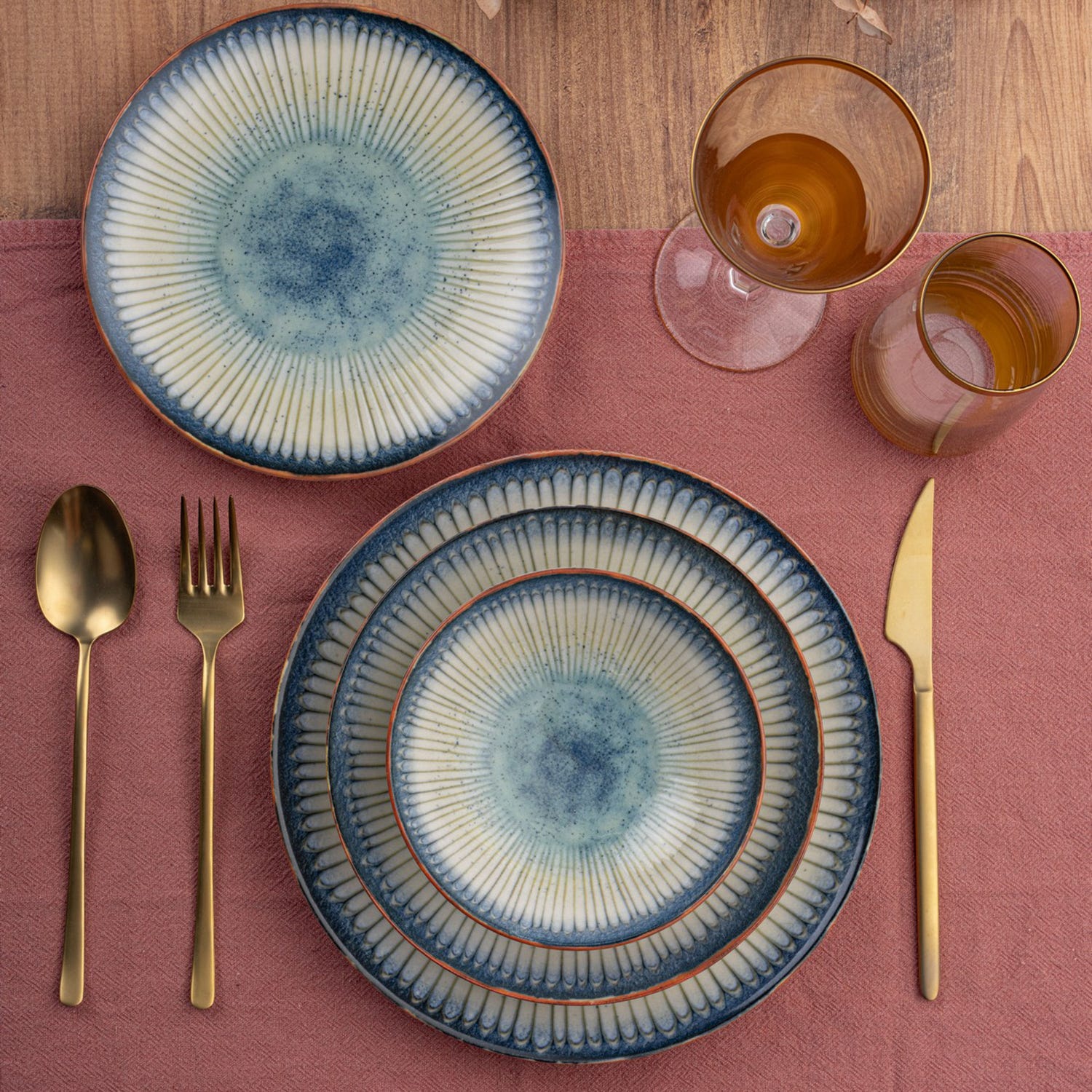 Servizi 24 piatti porcellana decoro blu azzurro