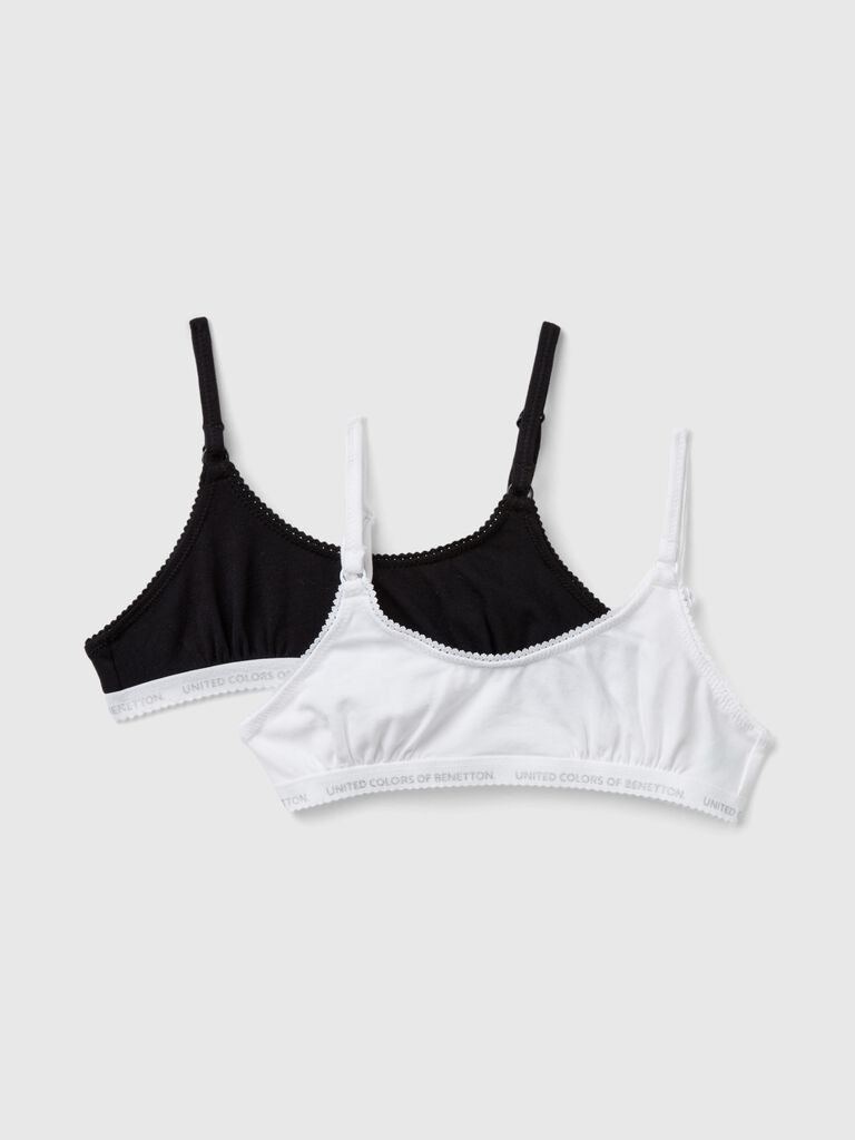 Two bras in stretch cotton.