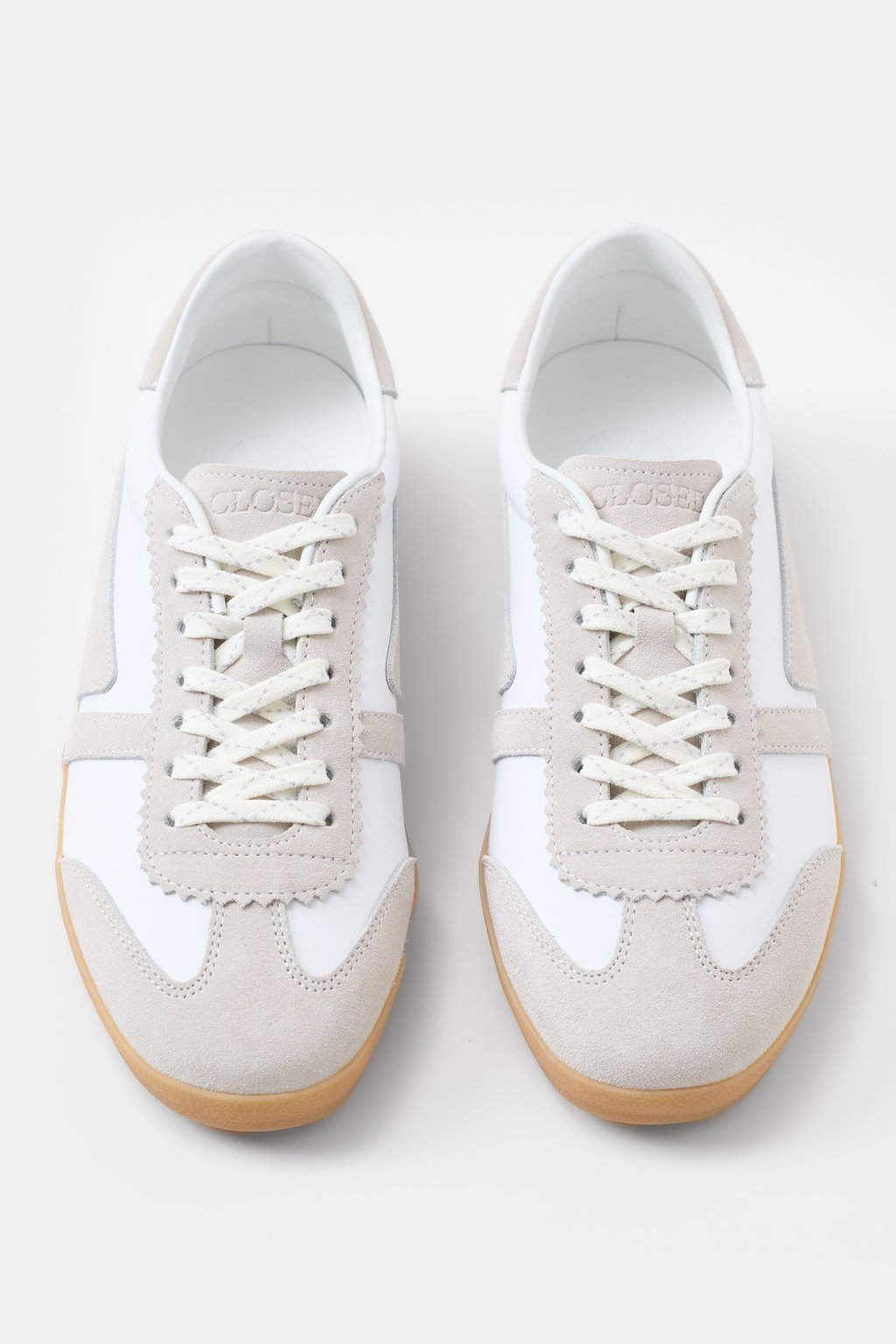 Sneakers aus Leder