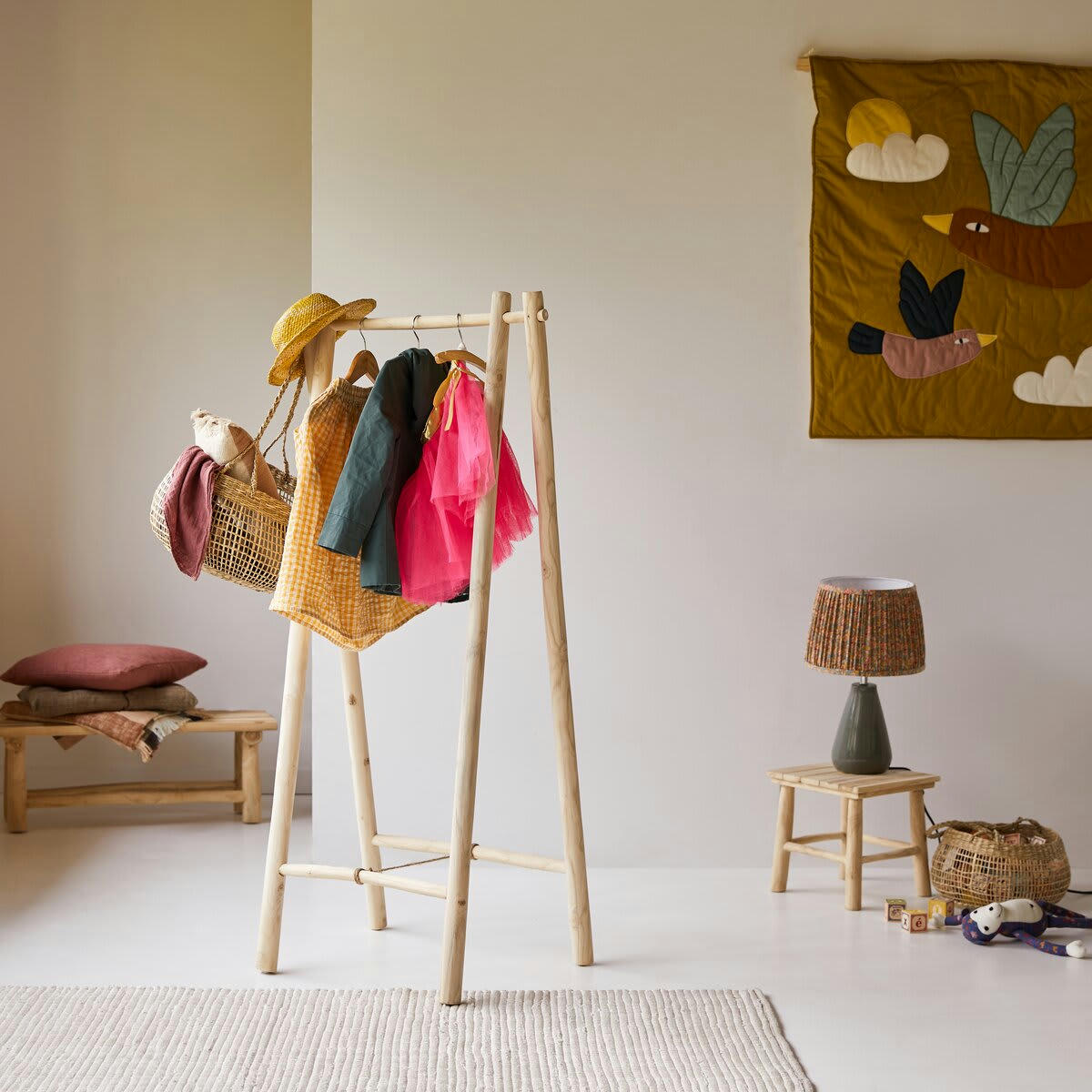 KILIM - Portant simple enfant en teck massif