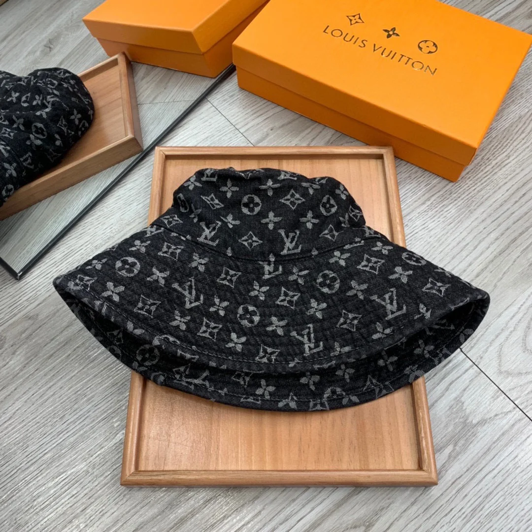 Louis Vuitton LV Cowboy Big-brimmed Fisherman Hat Sunhat