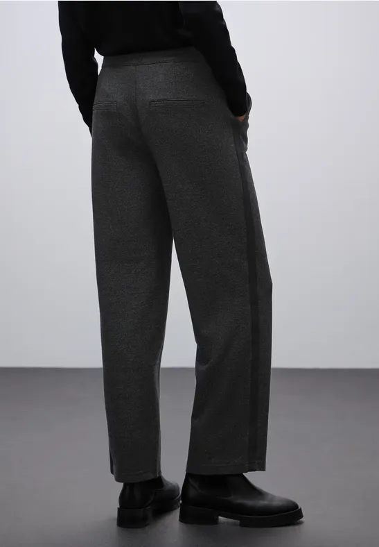 Straight Leg Hose mit Tape