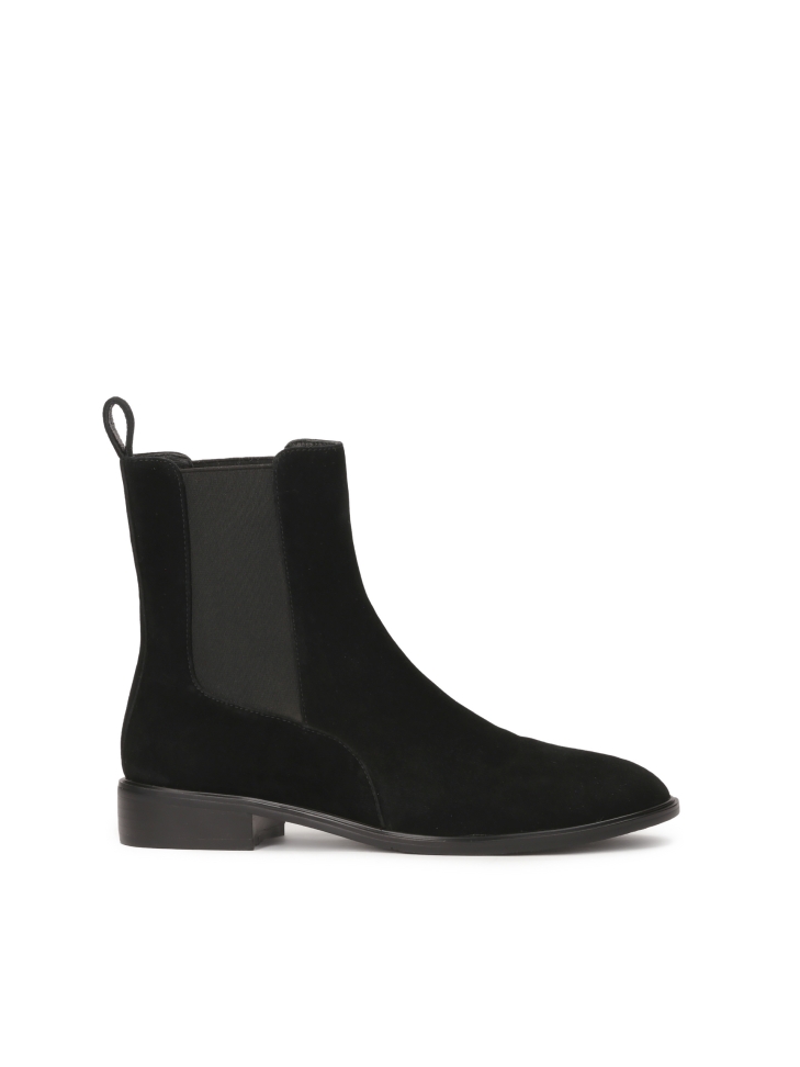 Black suede Chelsea boots