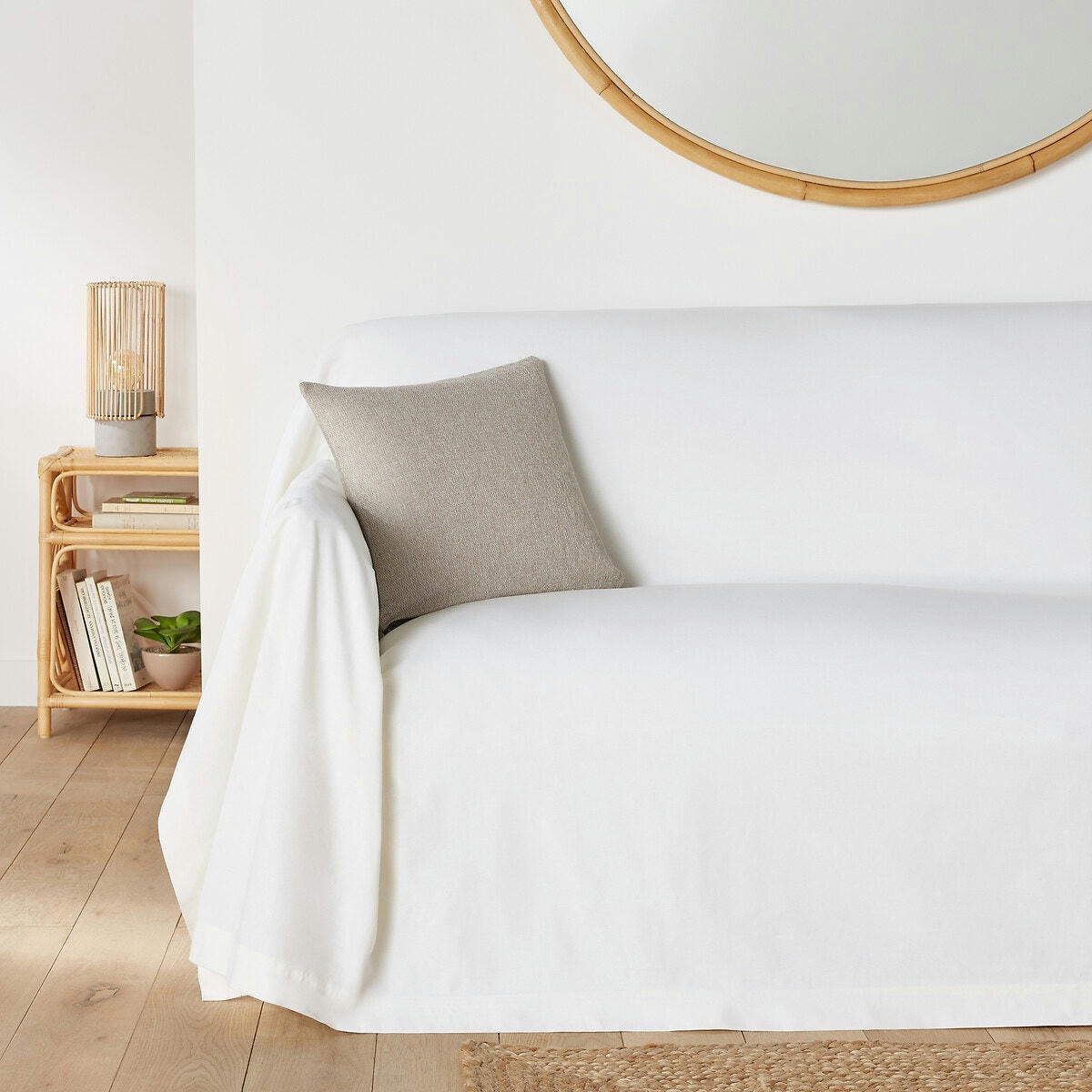 Jeté de fauteuil ou de canapé, Scenario