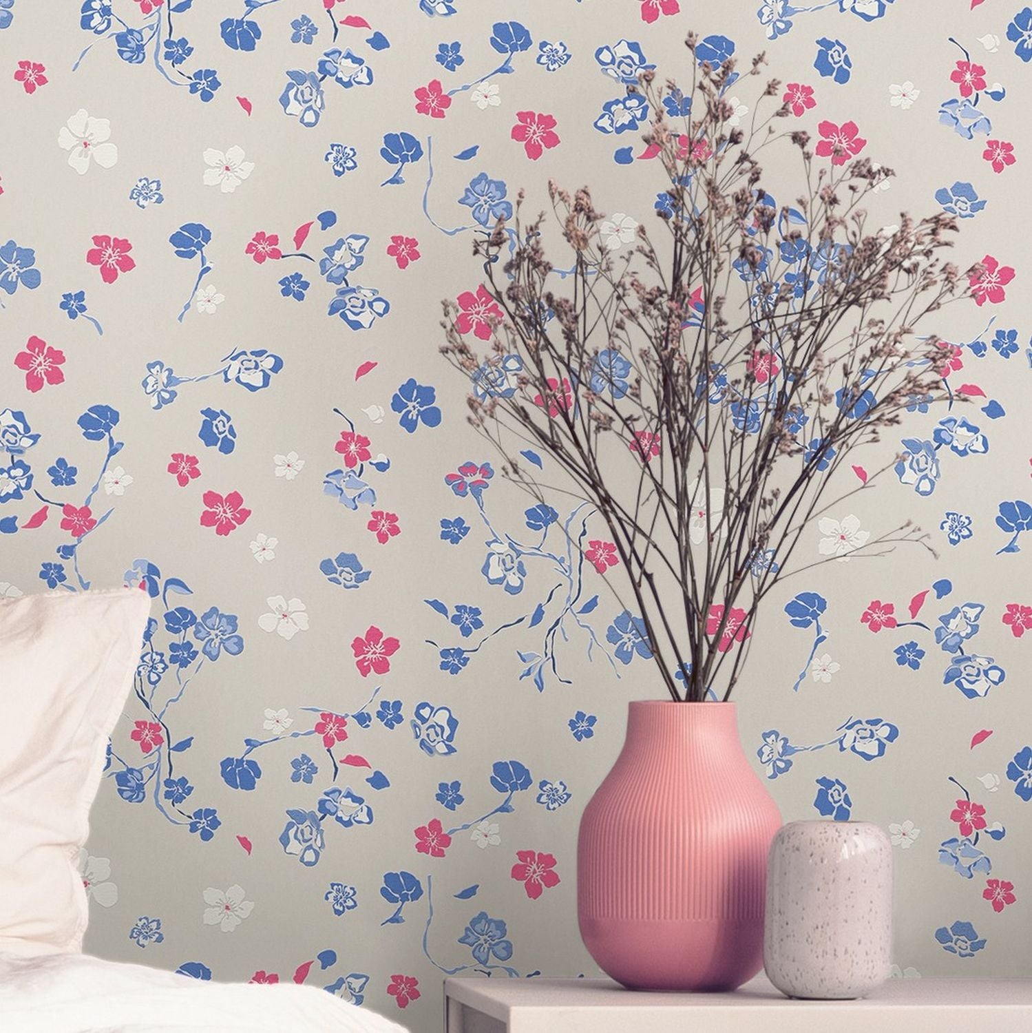Livingwalls behang bloemmotief beige, blauw, rood en wit - 53 cm x 10.05 m - AS-389073