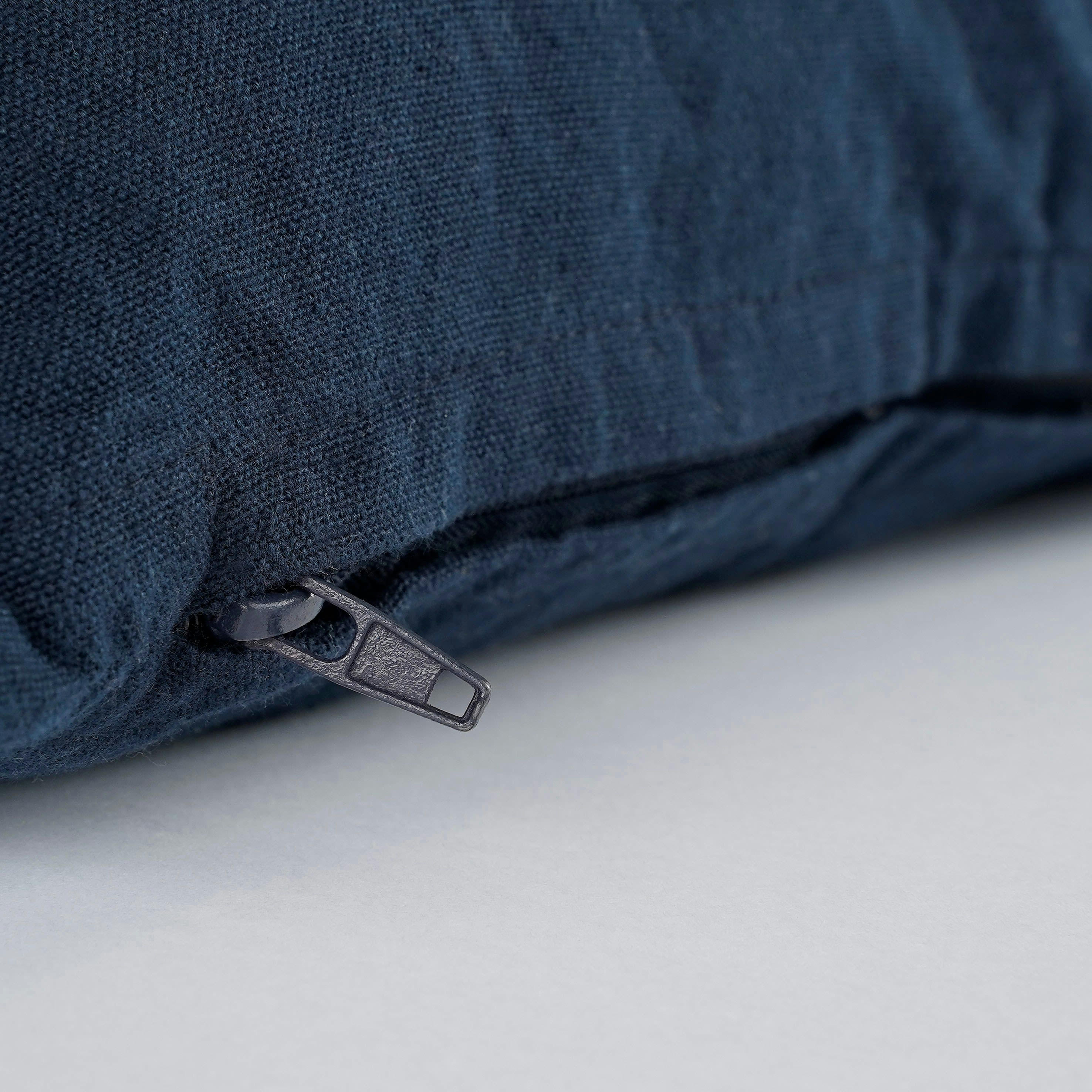 TIVOLI - Coussin d'exterieur en coton bleu foncé 45x30