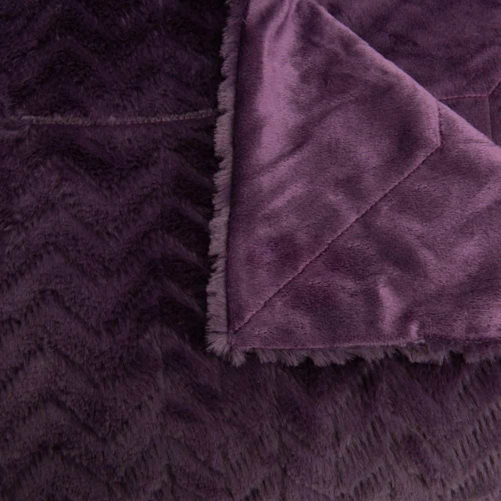 - Plaid Chevron - Amadeus