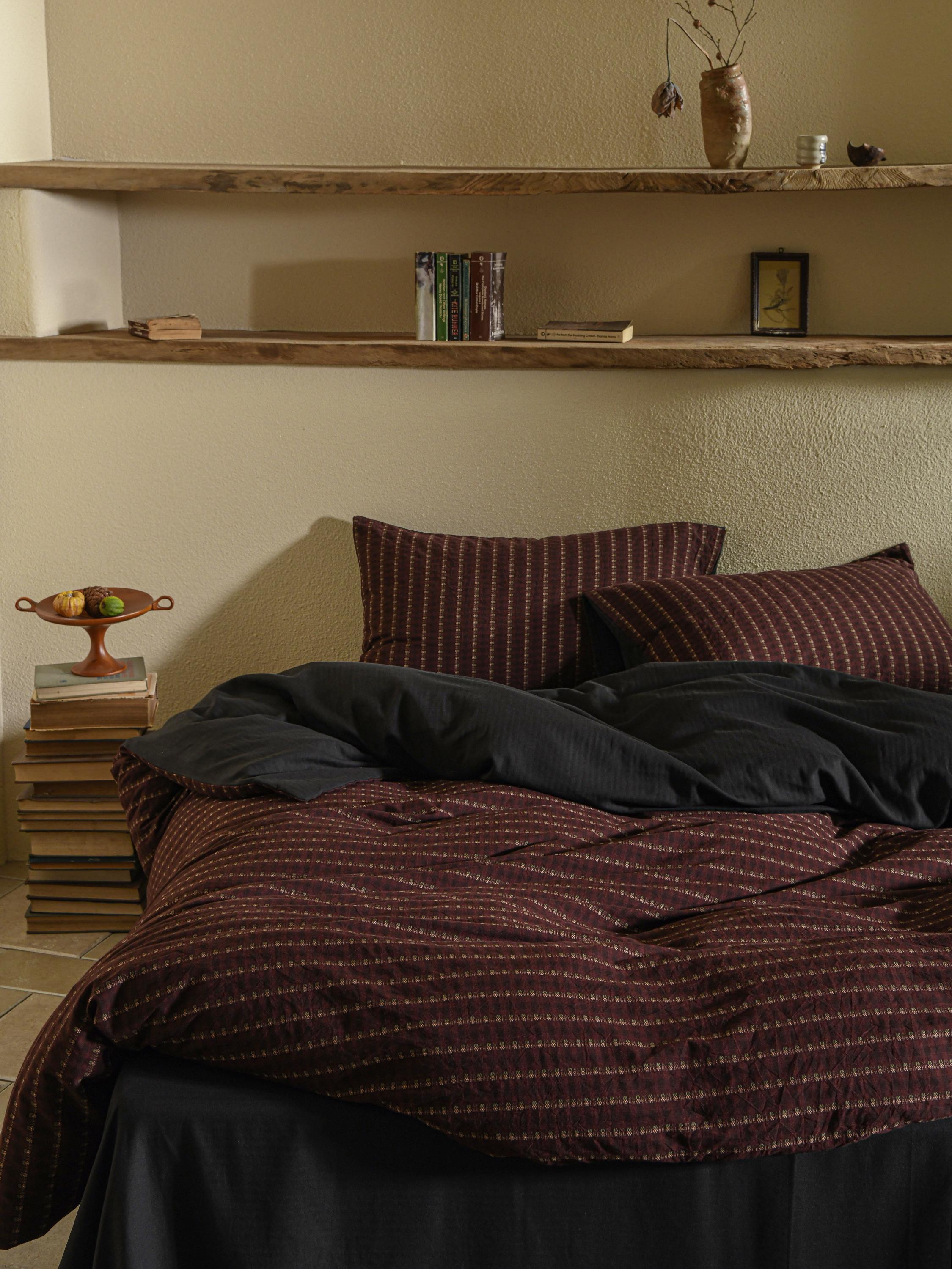 Reddish Brown Cotton Duvet Cover Set: Queen/Full Size, Yarn-Dyed Jacquard