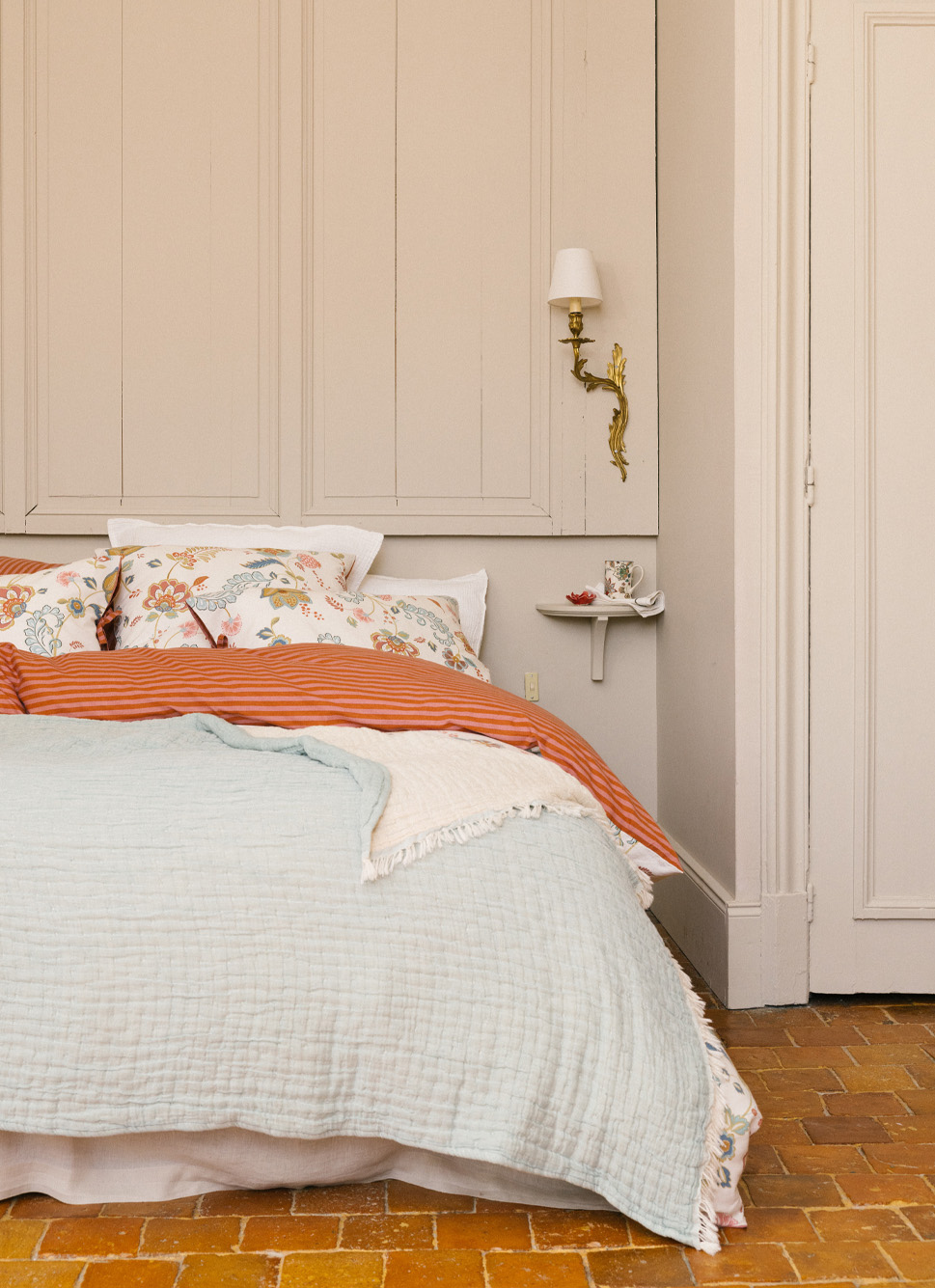 PLAID ÉPAIS EN GAZE DE COTON EFFET MATELASSÉ VERT CLAIR