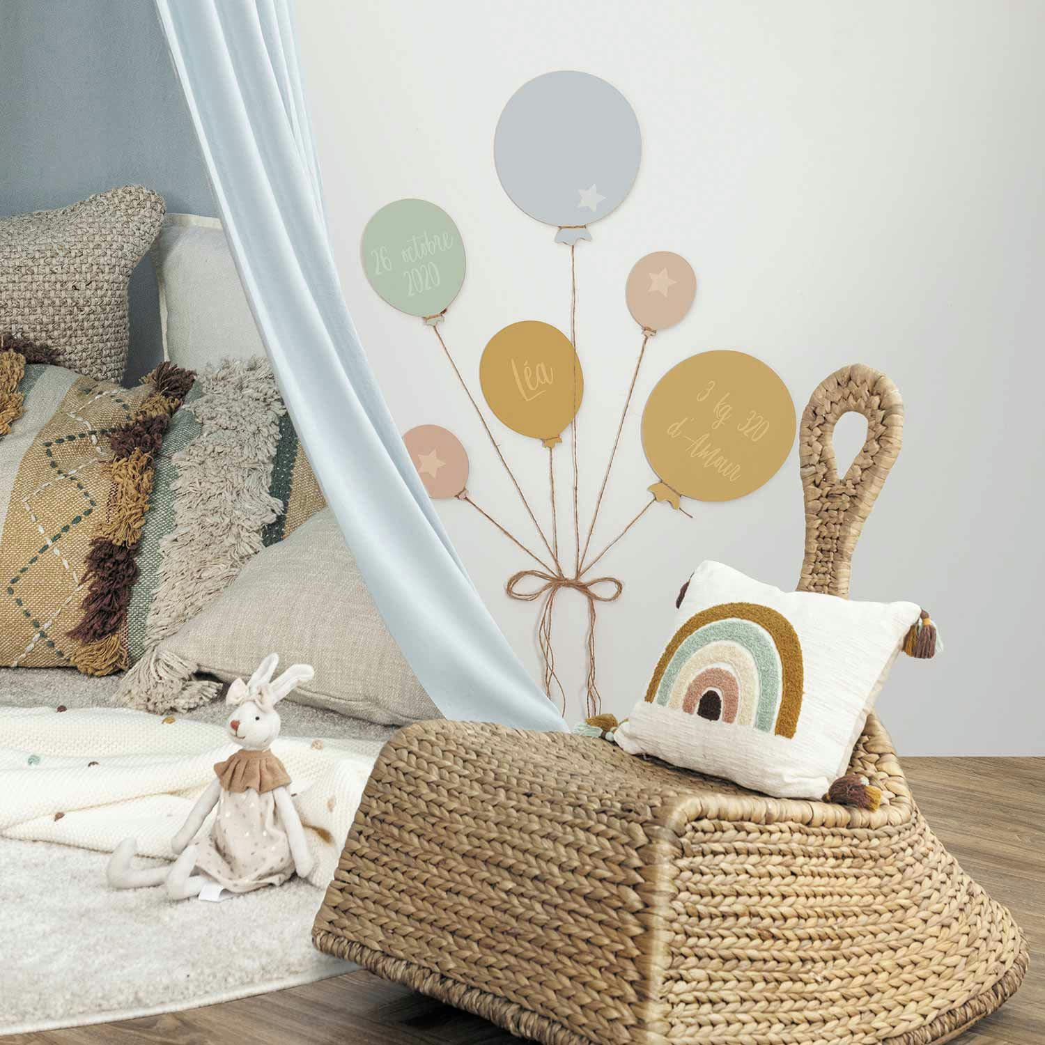 - 6 ballons en bois + fil de jute