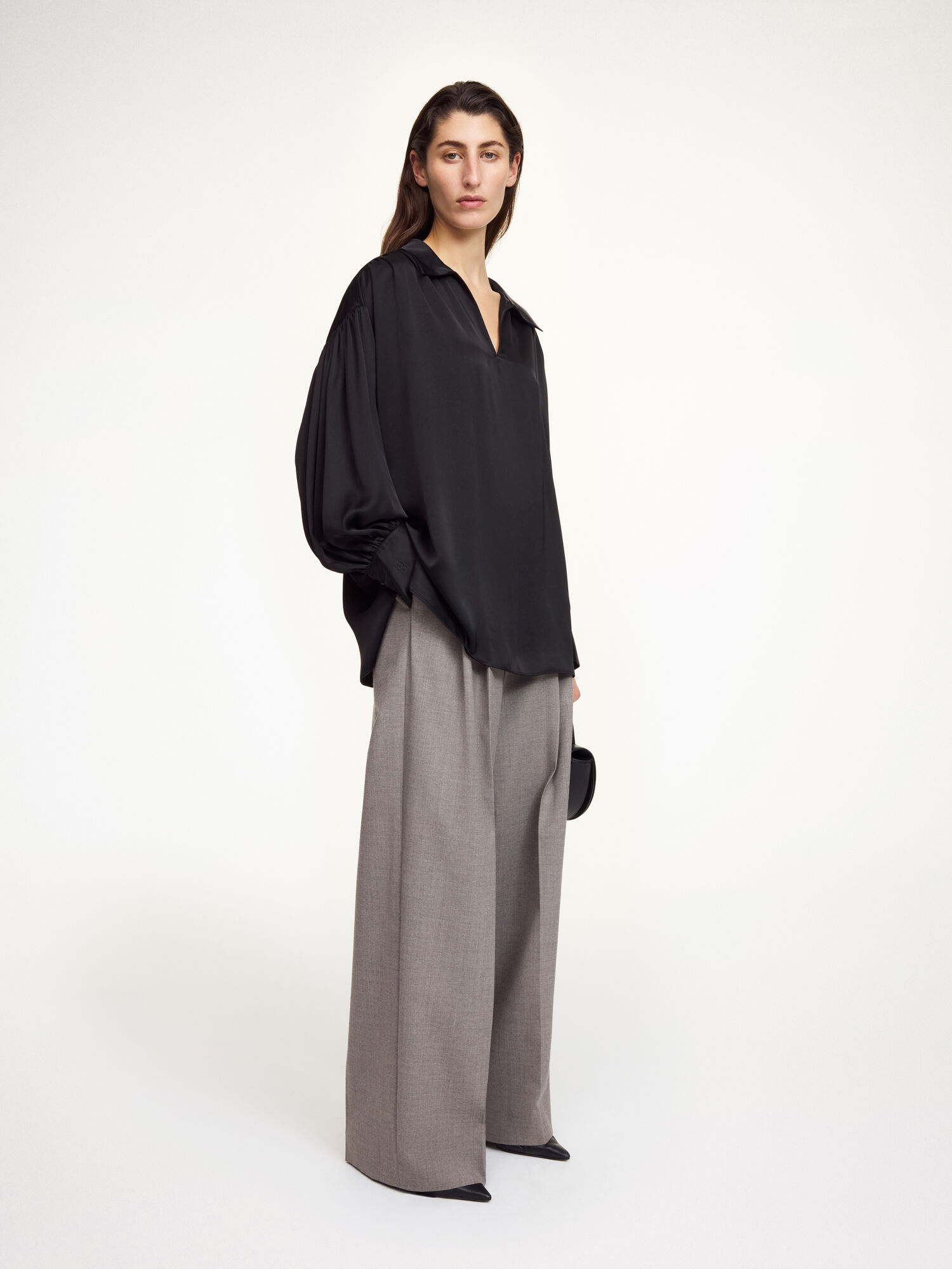 Leonora Satin bluse