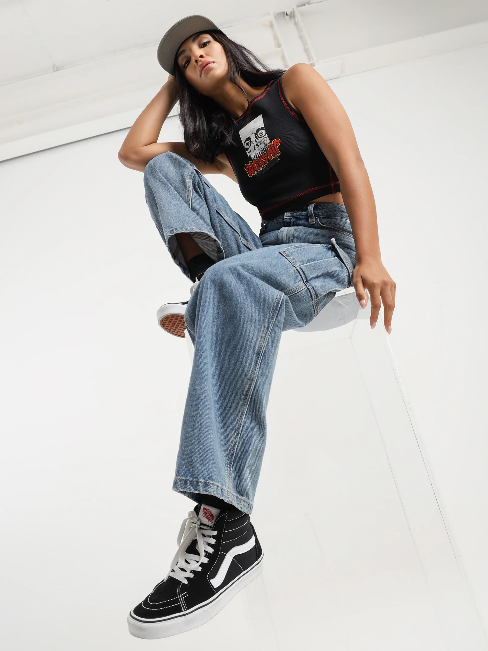 Sloucher Cargo Jeans