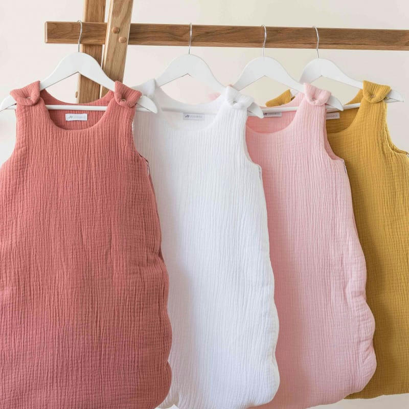 - Gigoteuse bébé en gaze de coton marsala (6-24 mois)