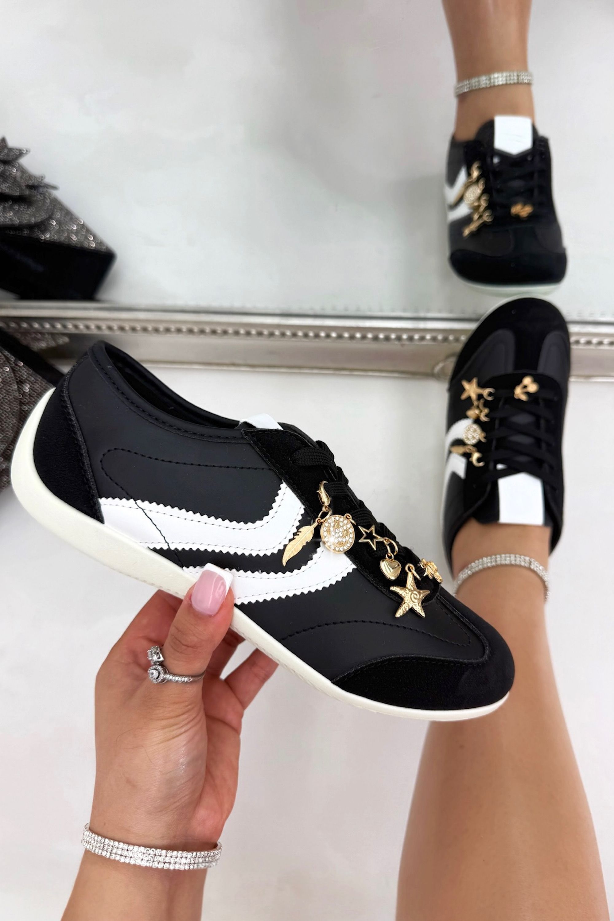 Love Lemonade Sparkly Charm Horizon Trainers