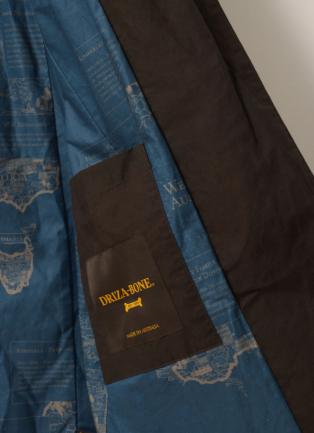 Women's Light Weight Town & Country Coat