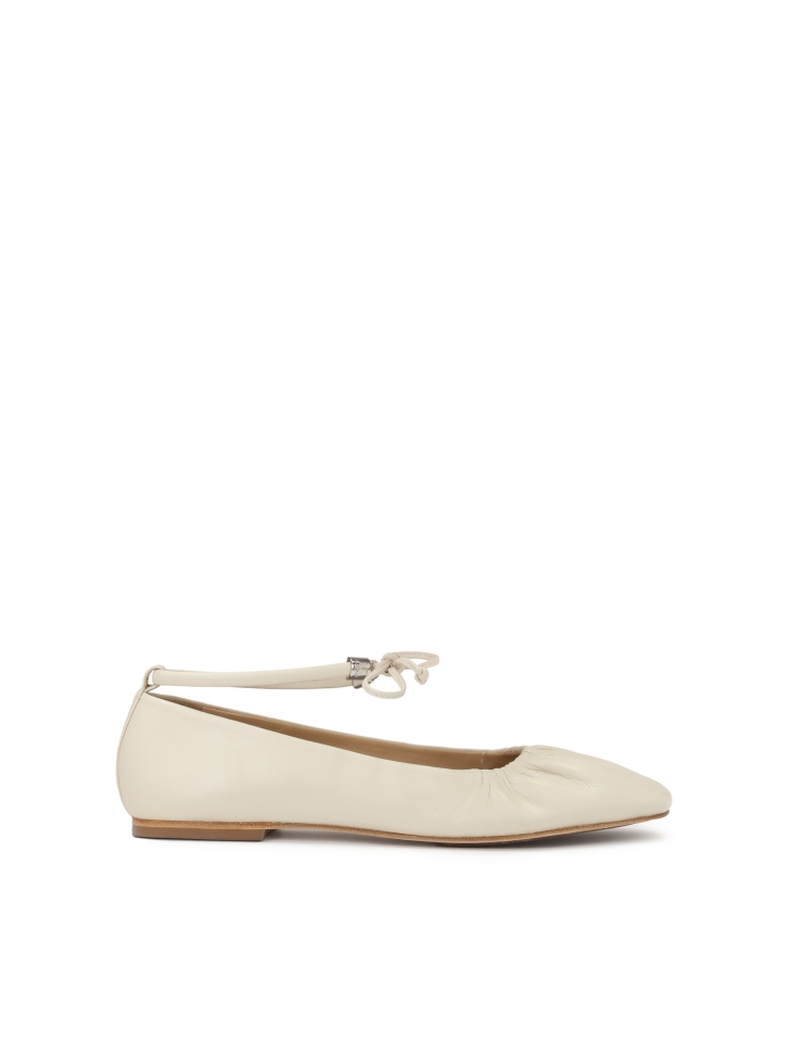 Cream ballerinas with ties