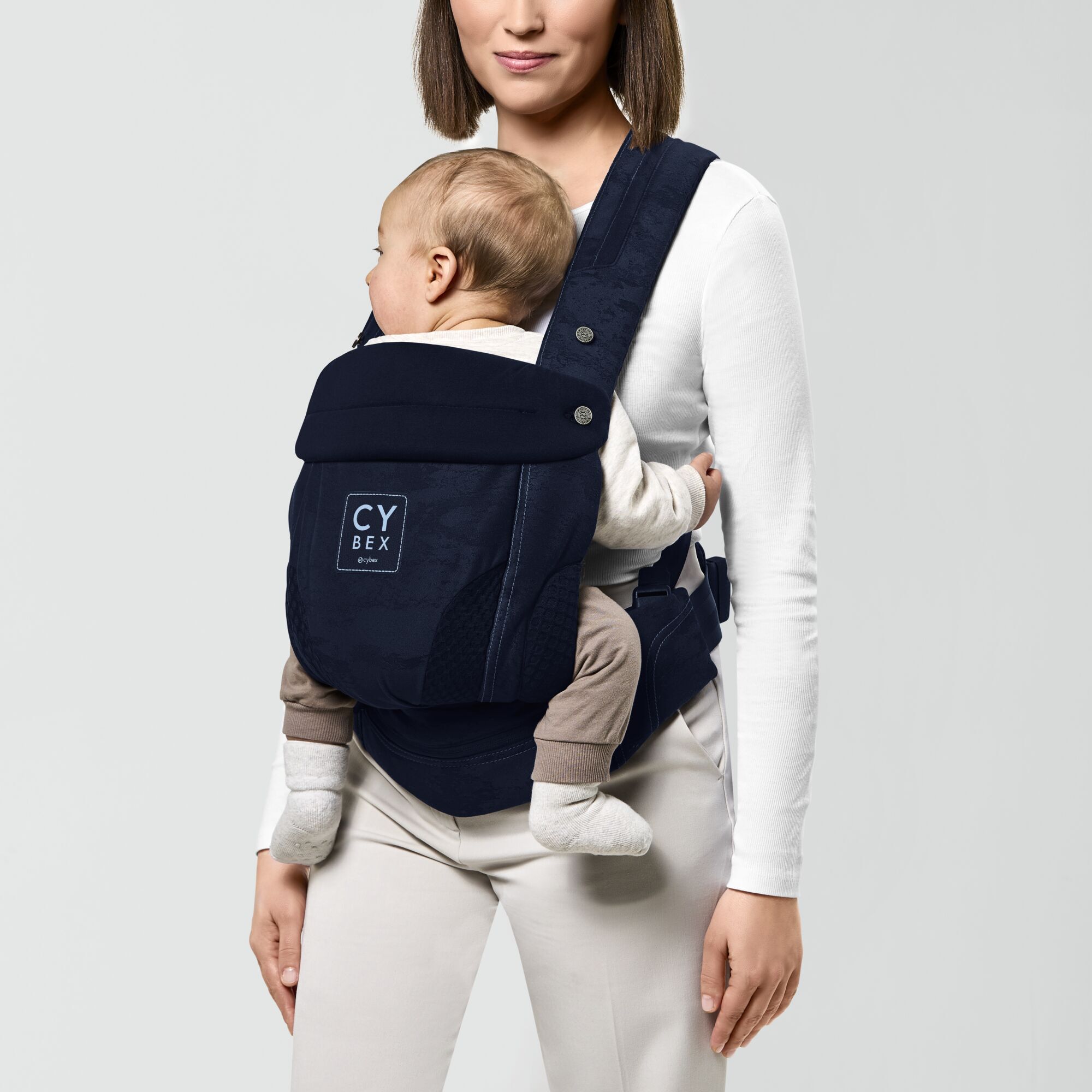 CYBEX Platinum Coya Carrier Rebellious Luxury