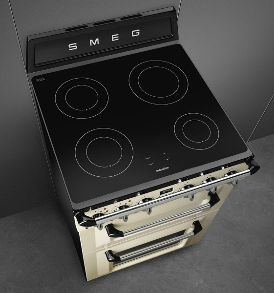 Kuchnia z płytą indukcyjną SMEG TR62IP2