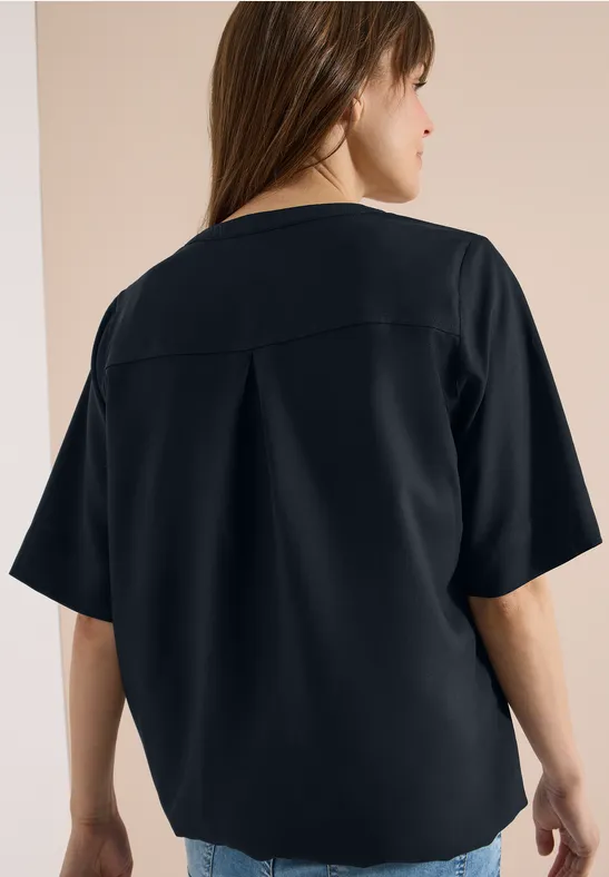 Kurzarm Bluse mit Split Neck