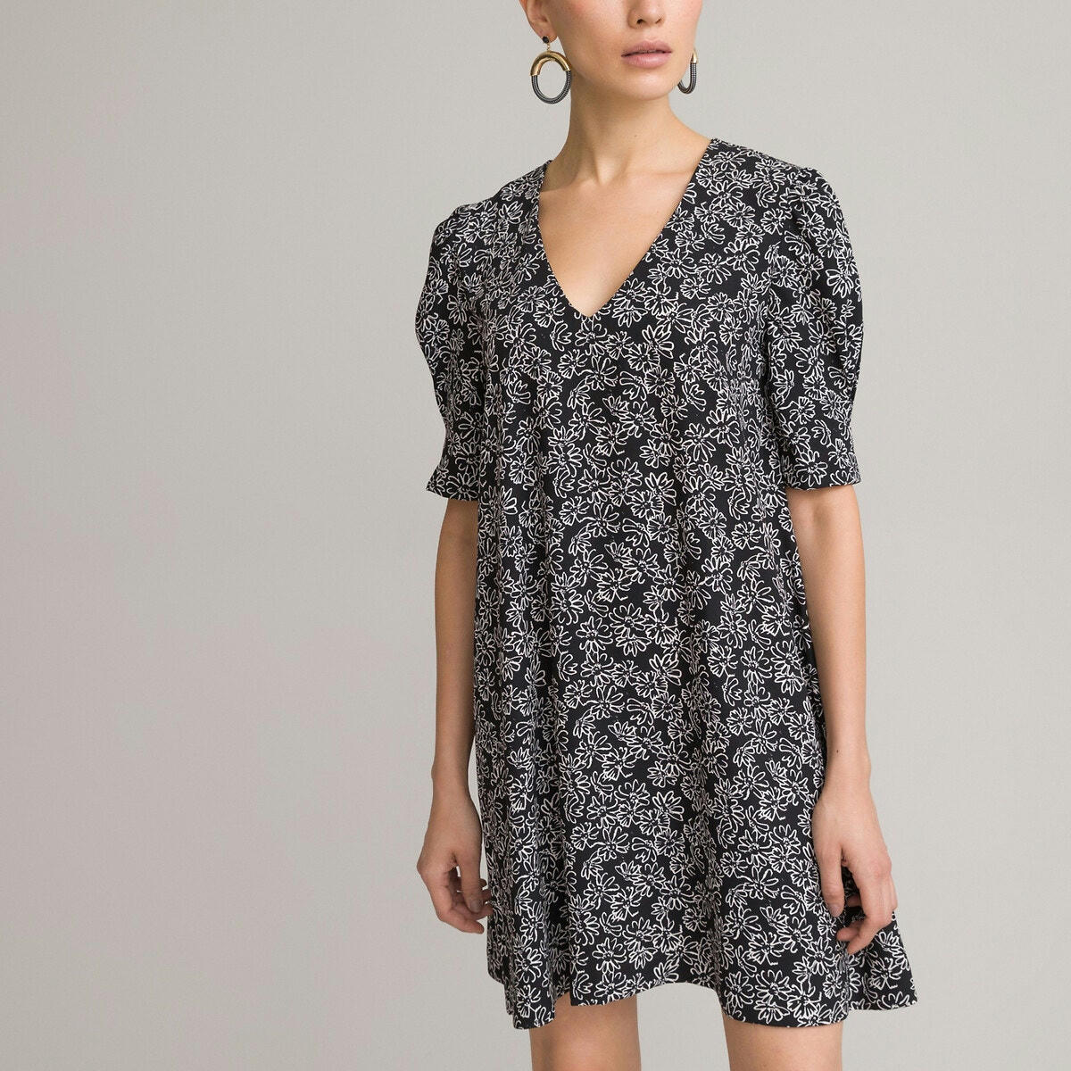 Robe courte col V manches courtes imprimé floral