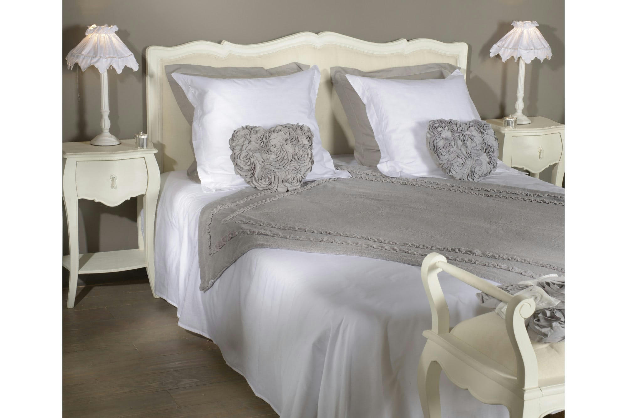 MURIANE - Table de nuit baroque en bois 1 tiroir 1 tablette