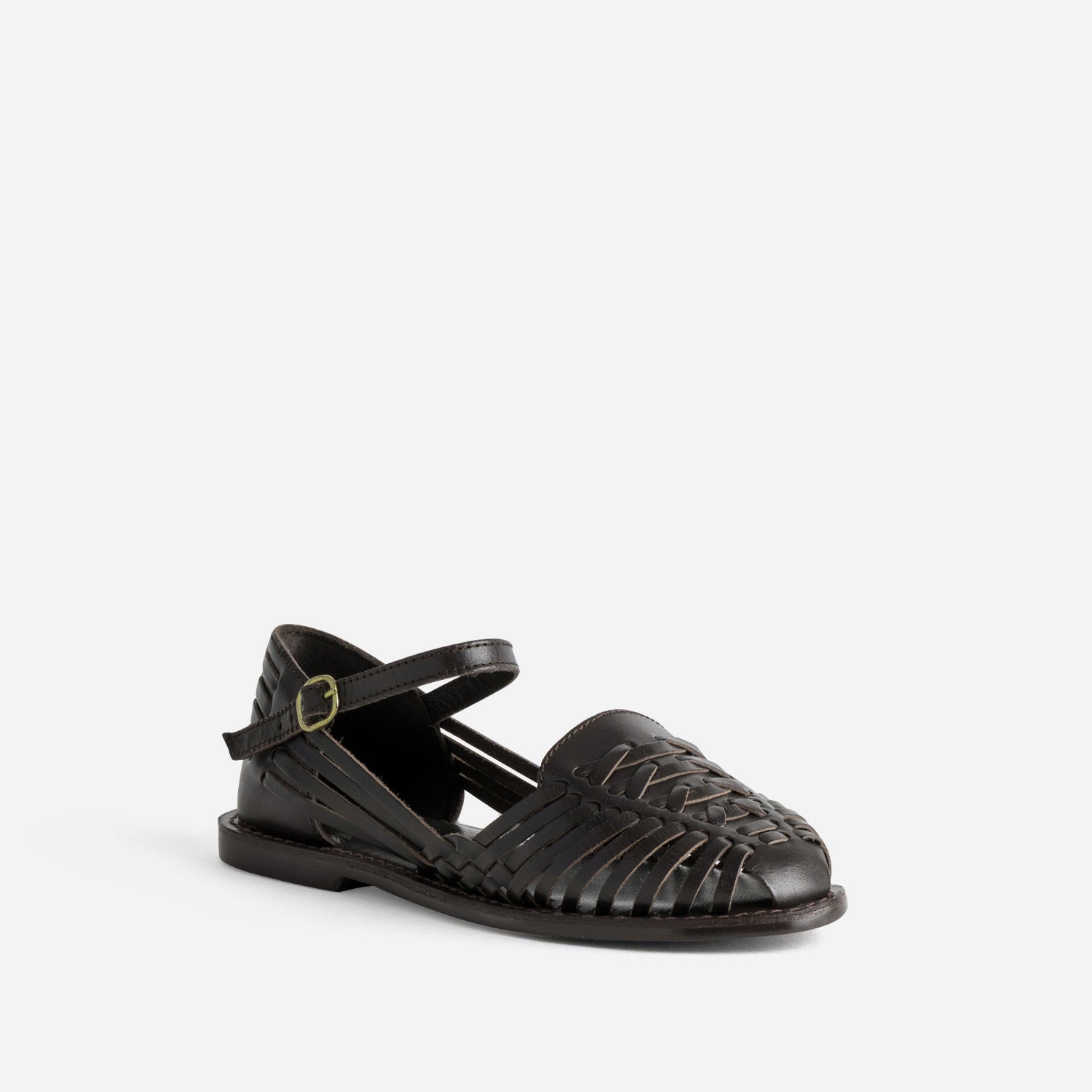 Sandale fermée marron cuir tressé