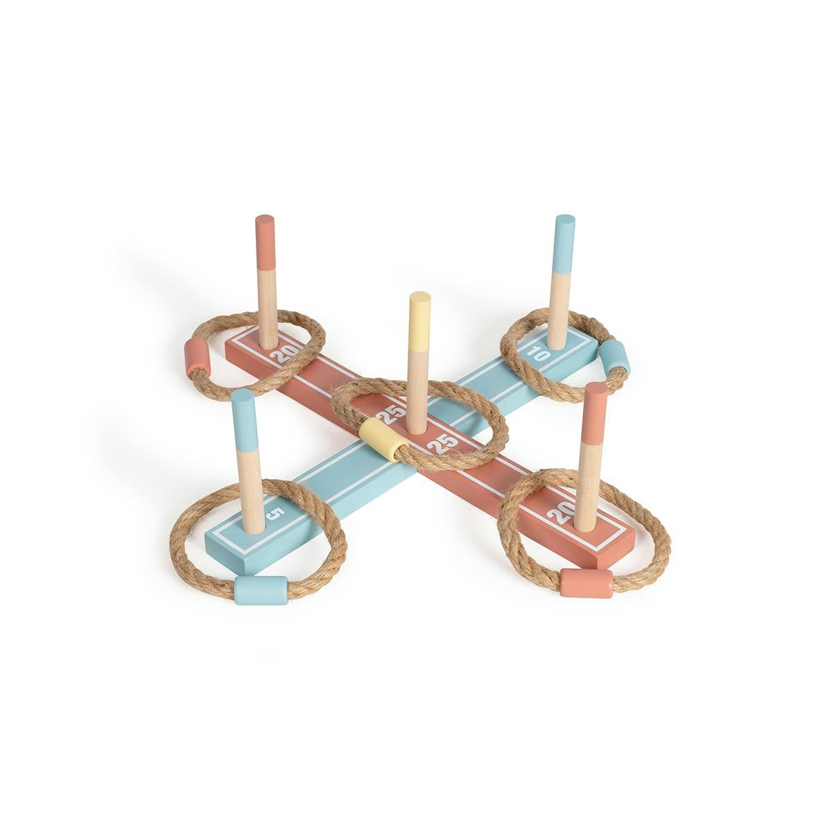 - Jeu de lancer d'anneaux