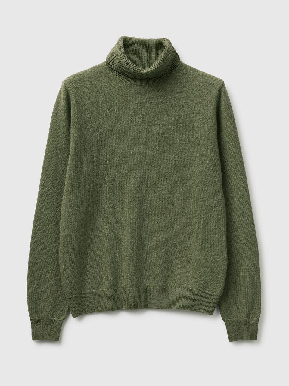 Military green turtleneck in pure Merino wool