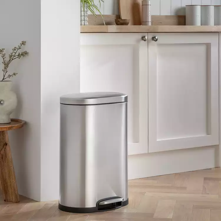 Habitat 30 Litre Pedal Bin - Stainless Steel
