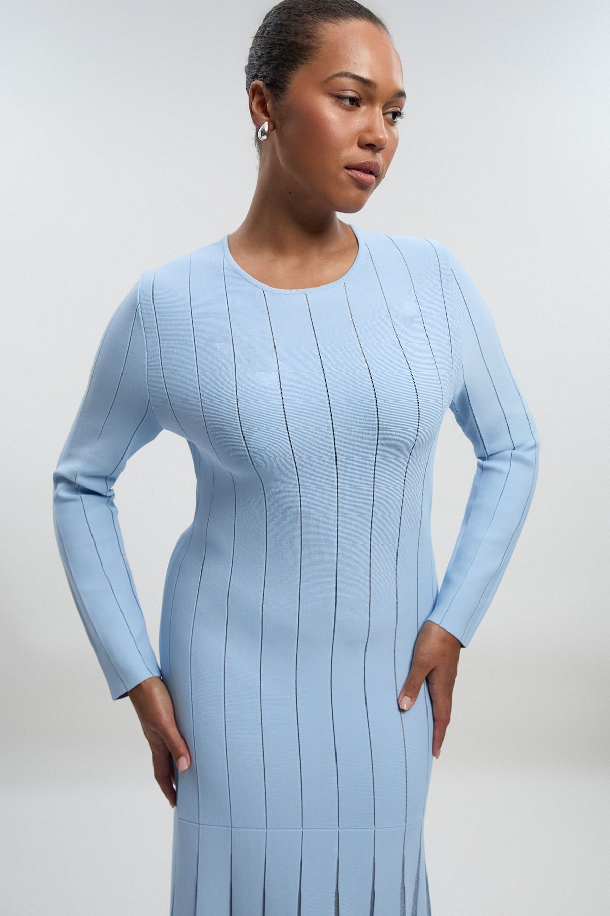KarenMillen Plus Size Viscose Blend Filament Full Skirt Knit Long Sleeve Midi Dress