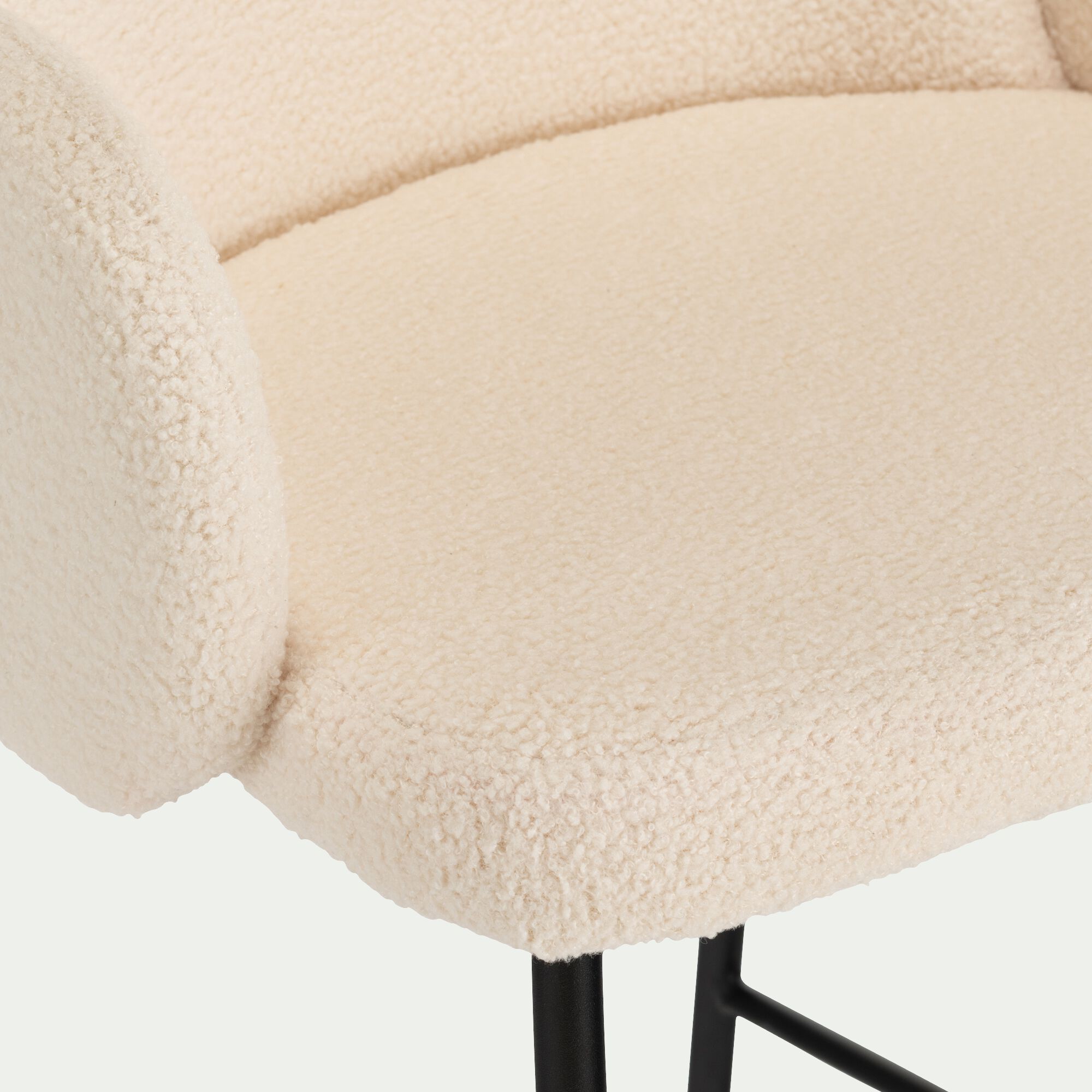 LOUMI - Chaise de bar en tissu bouclette H65cm - blanc