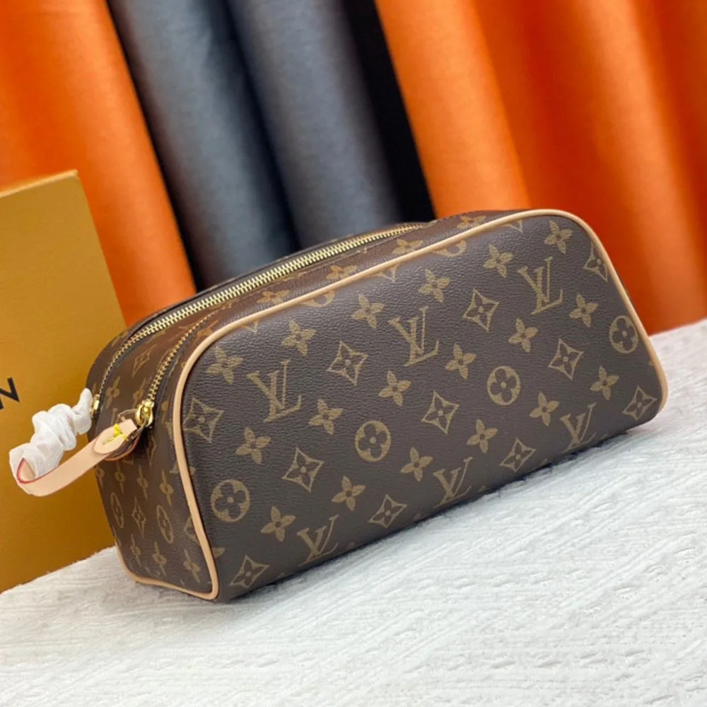 Louis Vuitton LV Dopp Kit Bag