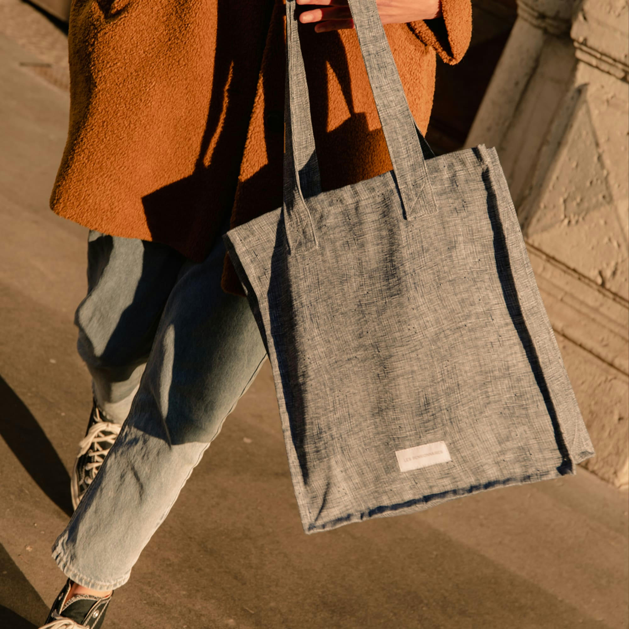 - Sac zippé en toile de coton bio bleu orage quadrillé