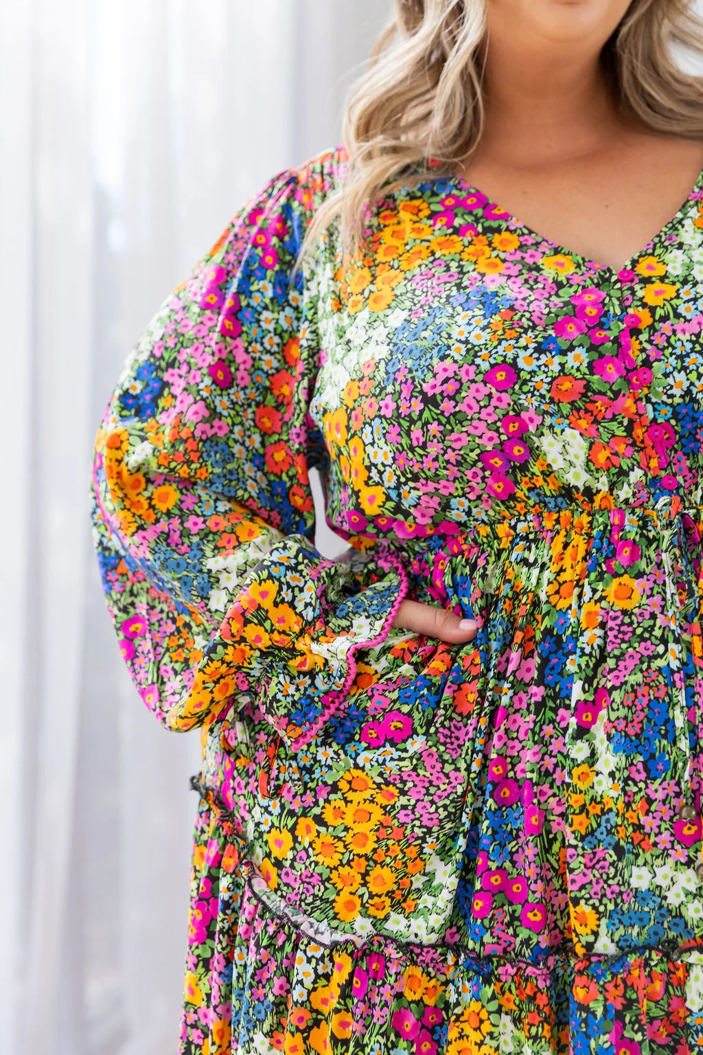 Cici Maxi Dress in Flower Field Dawn