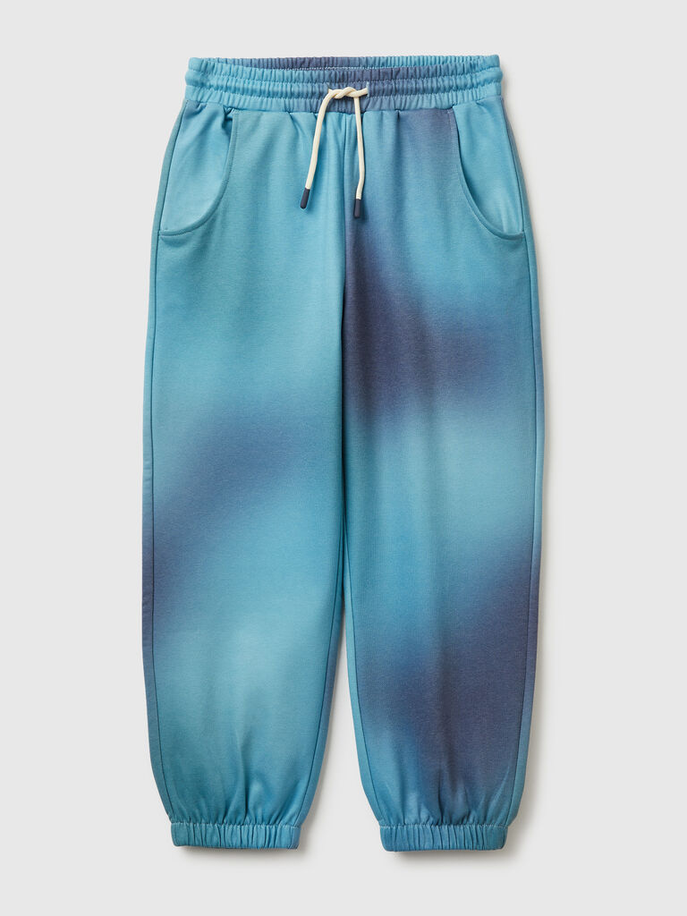 Joggers with shaded-effect print
