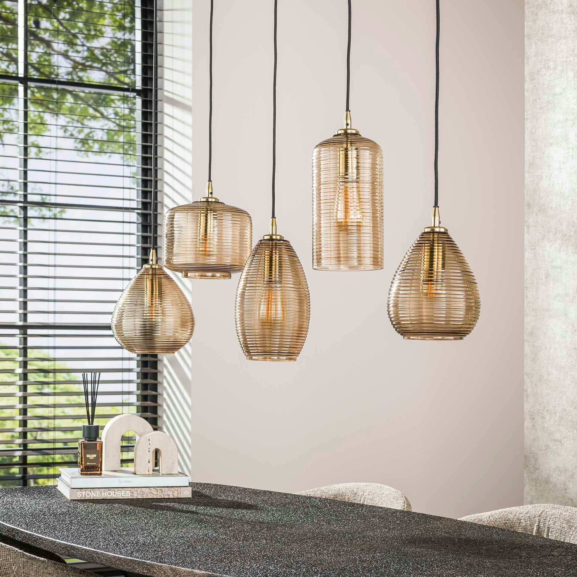 Suspension de table en verre brun 5 lampes striées NOVA